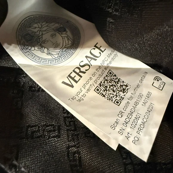 Versace La Greca Signature Shoulder Bag Pink Black Canvas Gold Metal Authentic - Picture 4 of 11